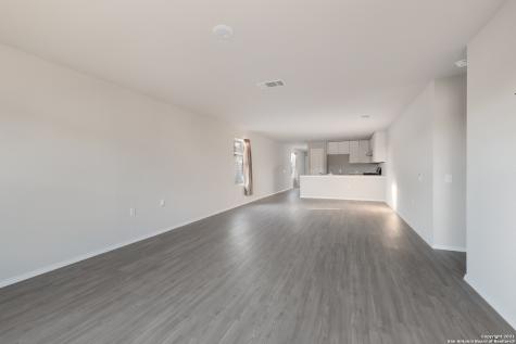 7214 Lavaca Bluff San Antonio TX 78218