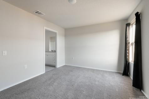 7214 Lavaca Bluff San Antonio TX 78218