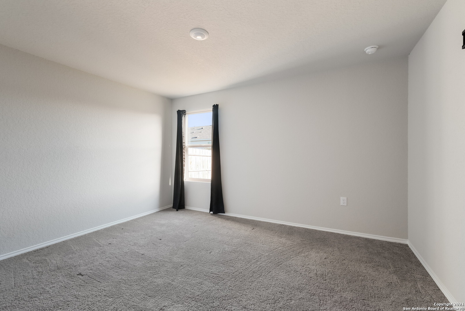 7214 Lavaca Bluff San Antonio TX 78218