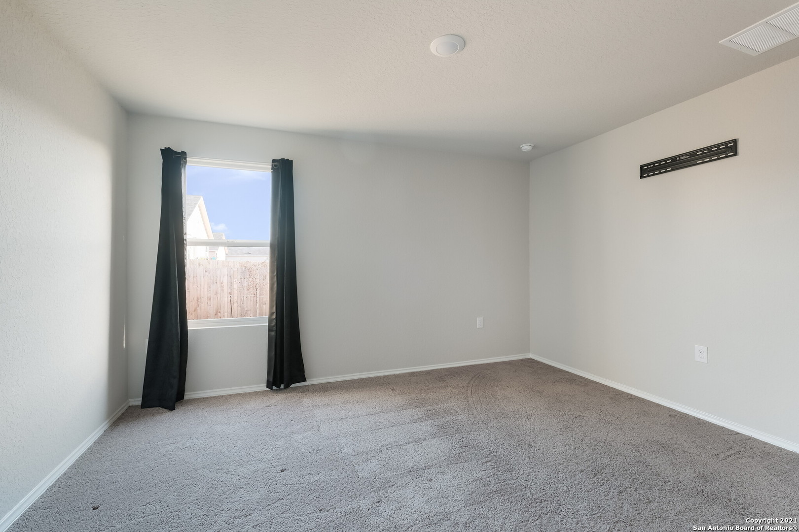 7214 Lavaca Bluff San Antonio TX 78218