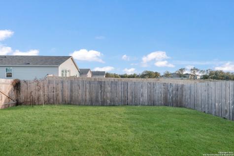 7214 Lavaca Bluff San Antonio TX 78218