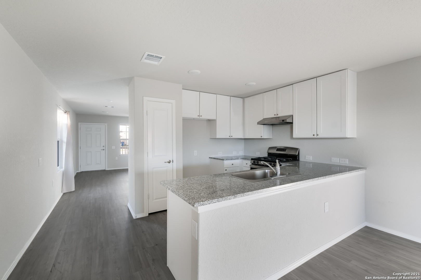 7214 Lavaca Bluff San Antonio TX 78218