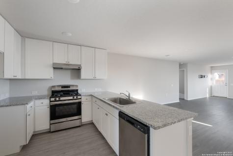 7214 Lavaca Bluff San Antonio TX 78218