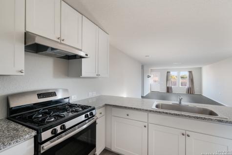 7214 Lavaca Bluff San Antonio TX 78218