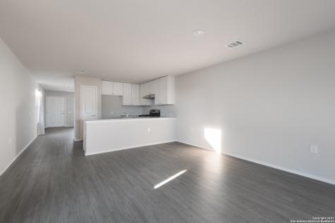 7214 Lavaca Bluff San Antonio TX 78218