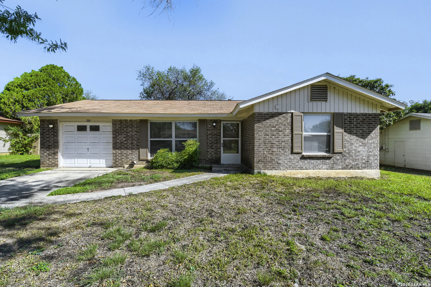 318 Balboa Drive Universal City TX 78148