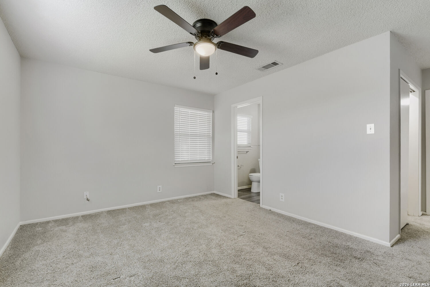 318 Balboa Drive Universal City TX 78148