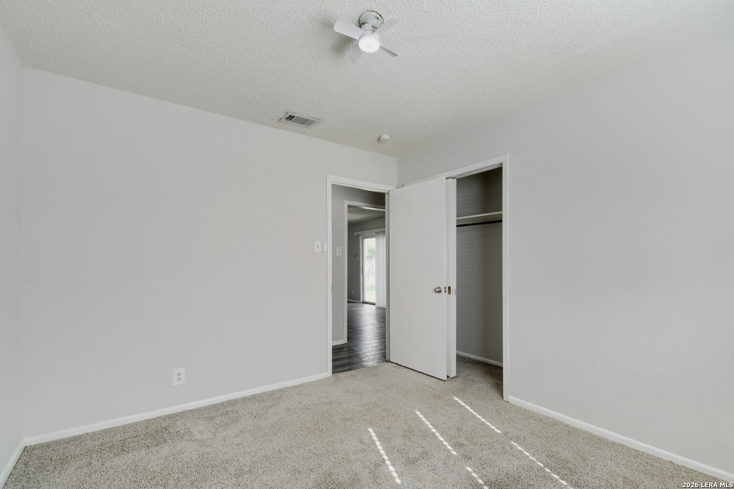 318 Balboa Drive Universal City TX 78148