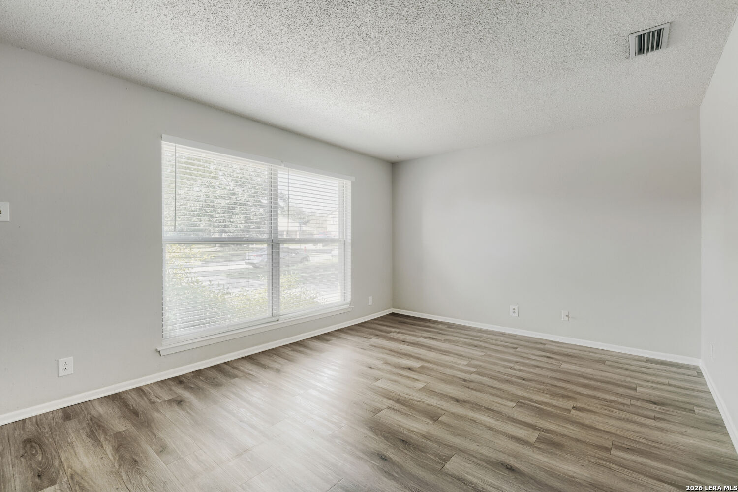 318 Balboa Drive Universal City TX 78148