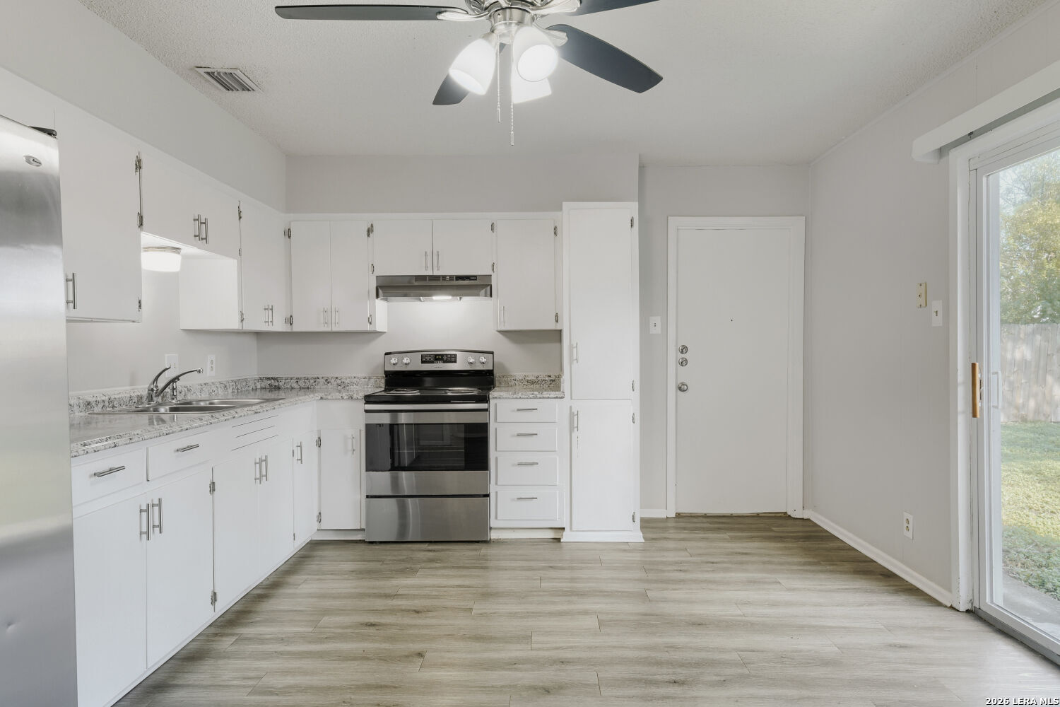 318 Balboa Drive Universal City TX 78148