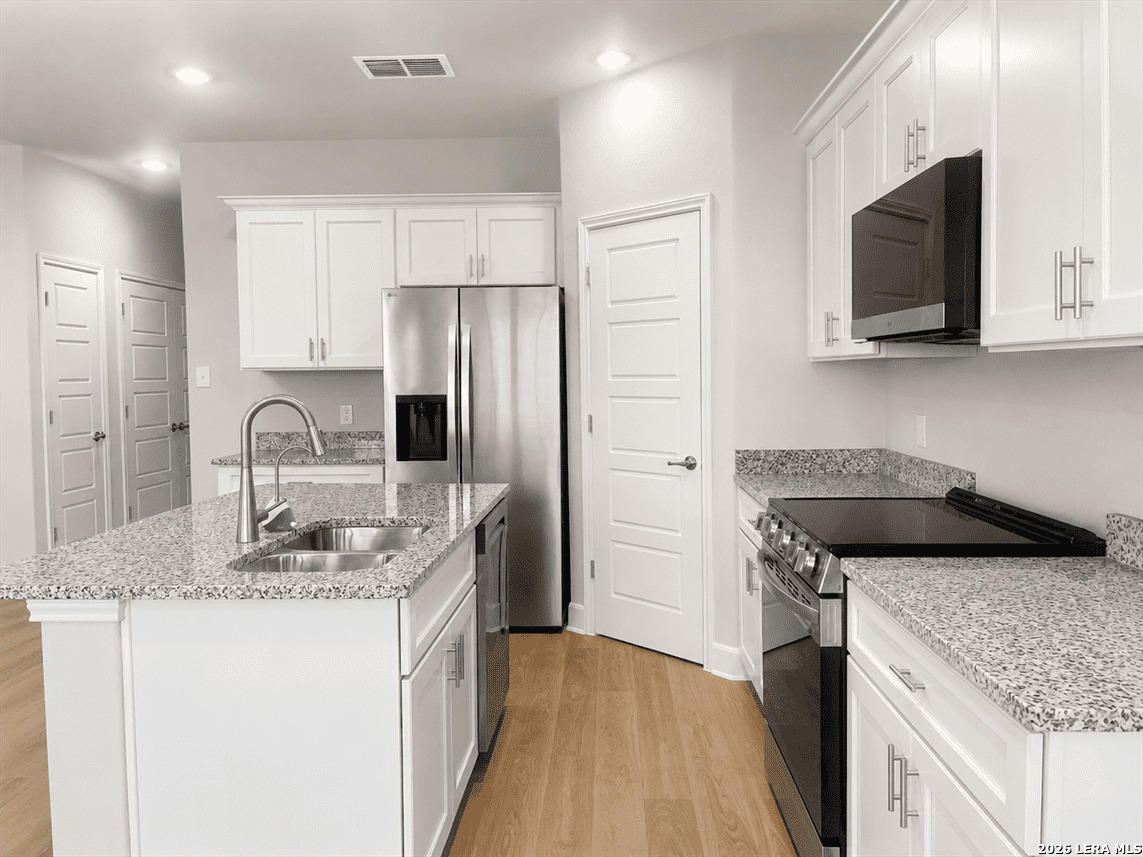 7161 Magnolia Creek San Antonio TX 78252