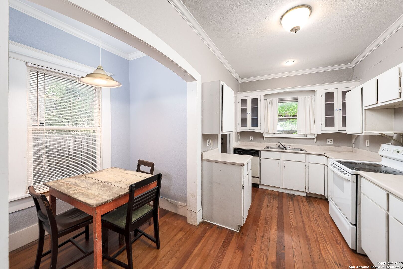 479 E Magnolia San Antonio TX 78212