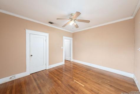 479 E Magnolia San Antonio TX 78212