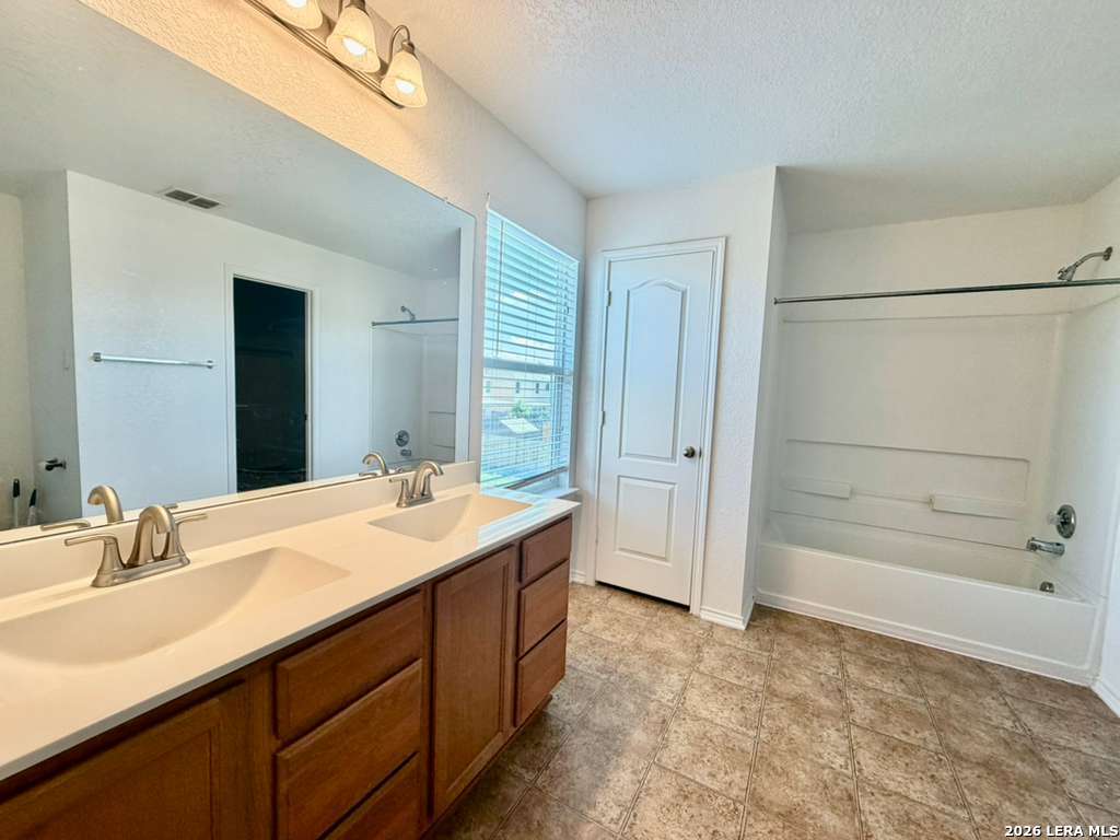 9927 Tampke Falls San Antonio TX 78245