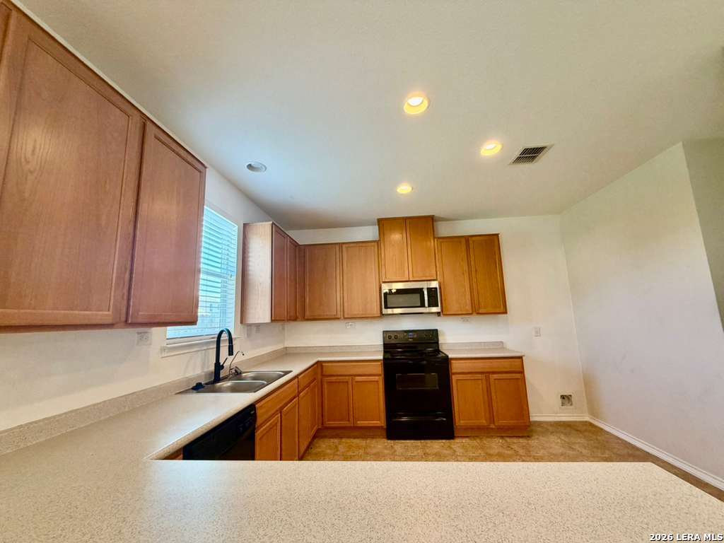 9927 Tampke Falls San Antonio TX 78245