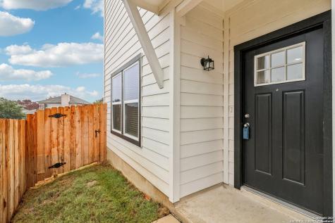 106 Sai Manor San Antonio TX 78249