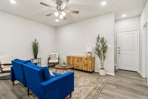106 Sai Manor San Antonio TX 78249