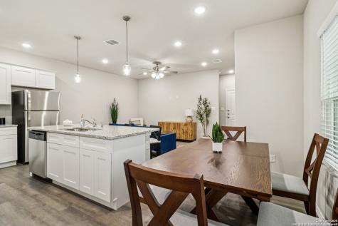 106 Sai Manor San Antonio TX 78249