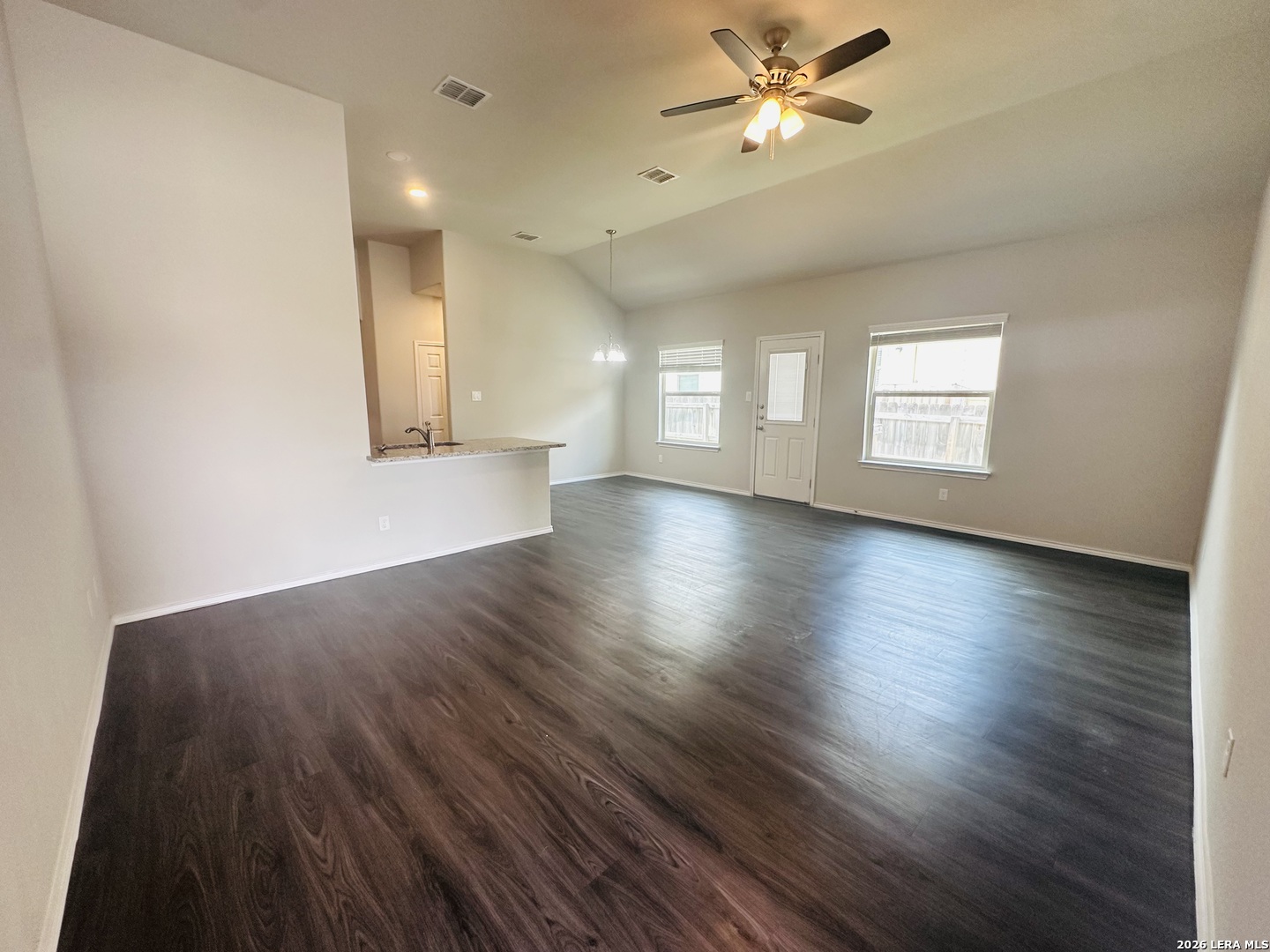 9224 Canyon Bend Converse TX 78109