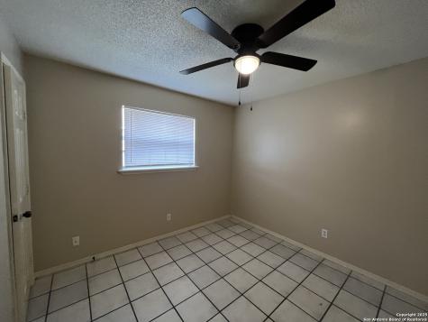 5619 Lakebend West San Antonio TX 78244