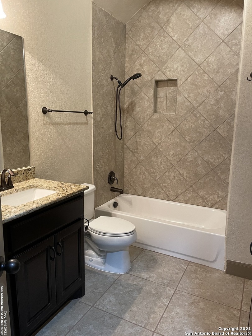 5923 Dewdrop Lane Converse TX 78109
