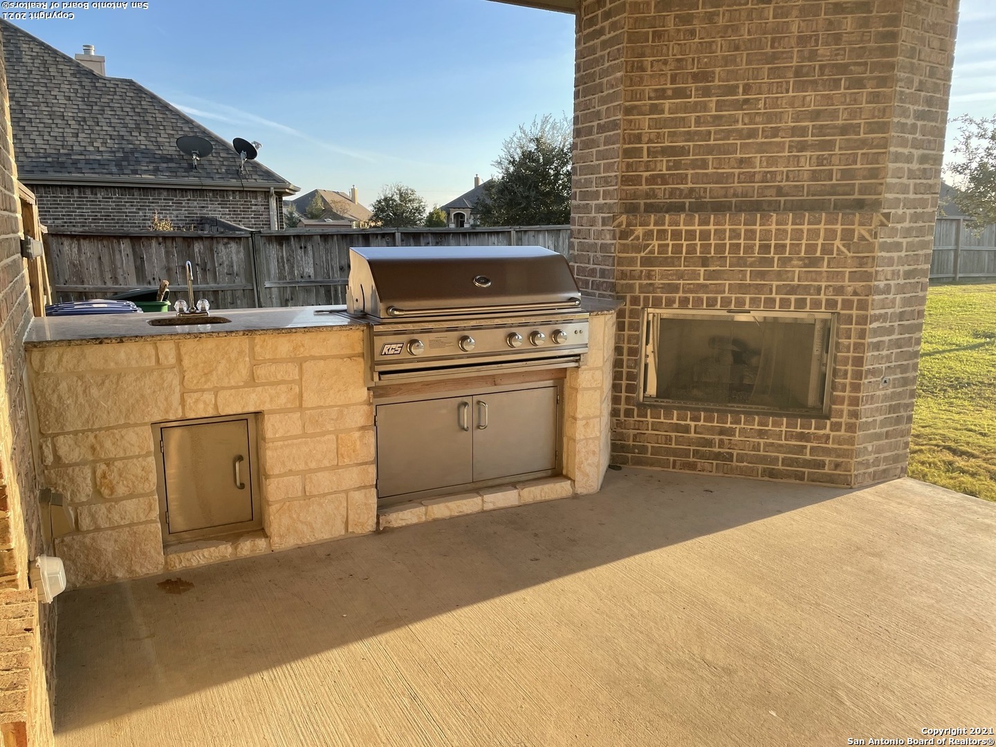5923 Dewdrop Lane Converse TX 78109