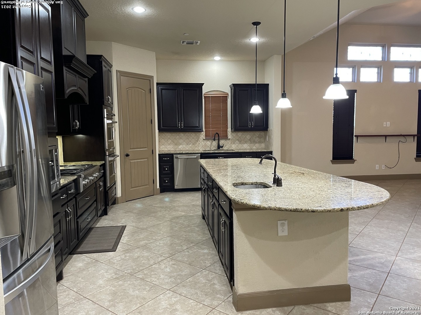 5923 Dewdrop Lane Converse TX 78109