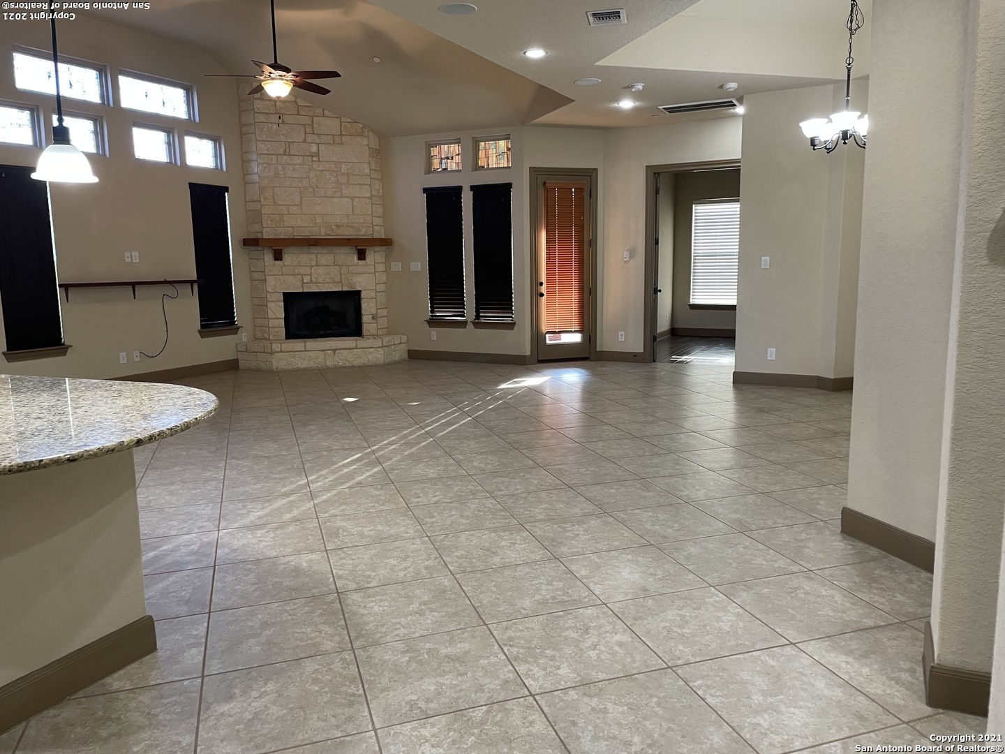 5923 Dewdrop Lane Converse TX 78109