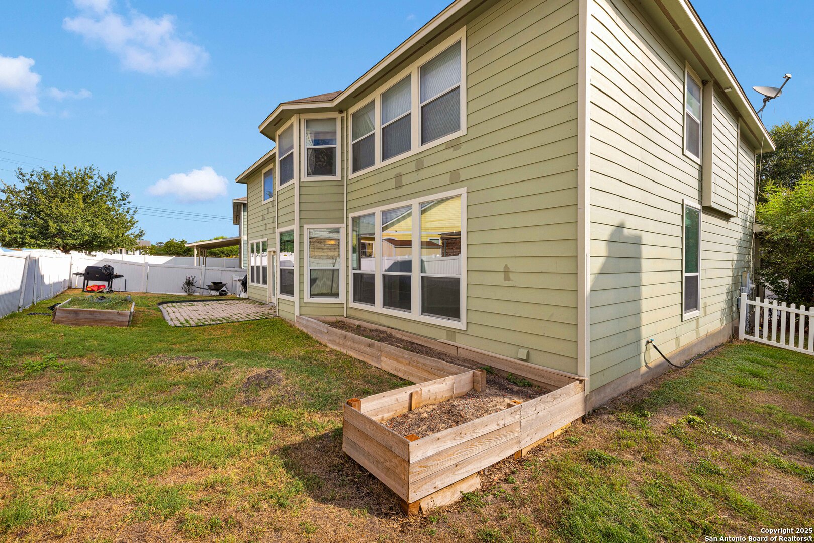 136 Brook Shire Cibolo TX 78108