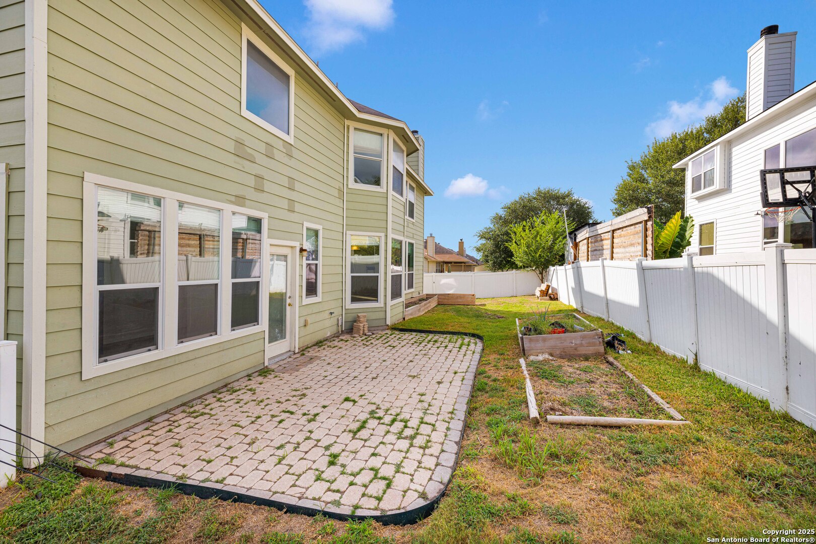 136 Brook Shire Cibolo TX 78108