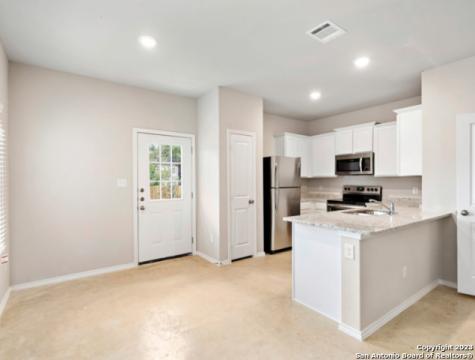 7911 Dial Ike Drive San Antonio TX 78218