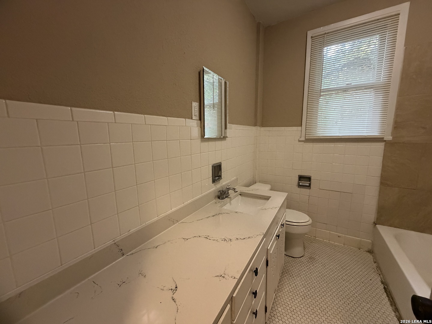 1402 E Highland Boulevard San Antonio TX 78210