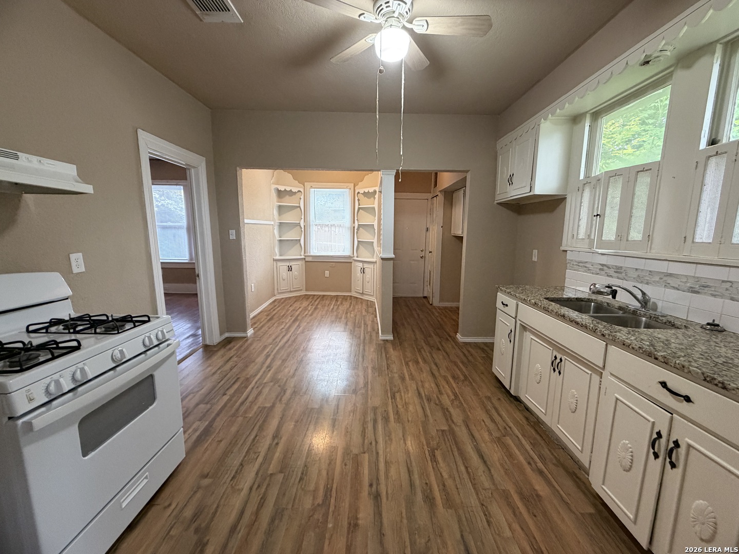 1402 E Highland Boulevard San Antonio TX 78210