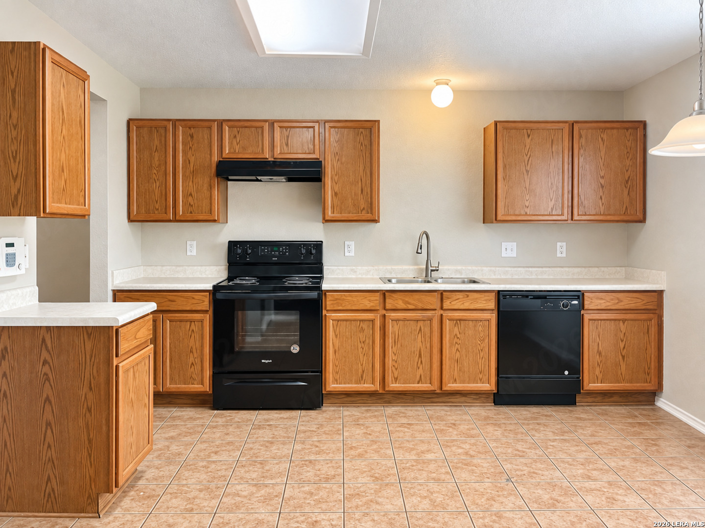 6119 Ironmill Creek Converse TX 78109