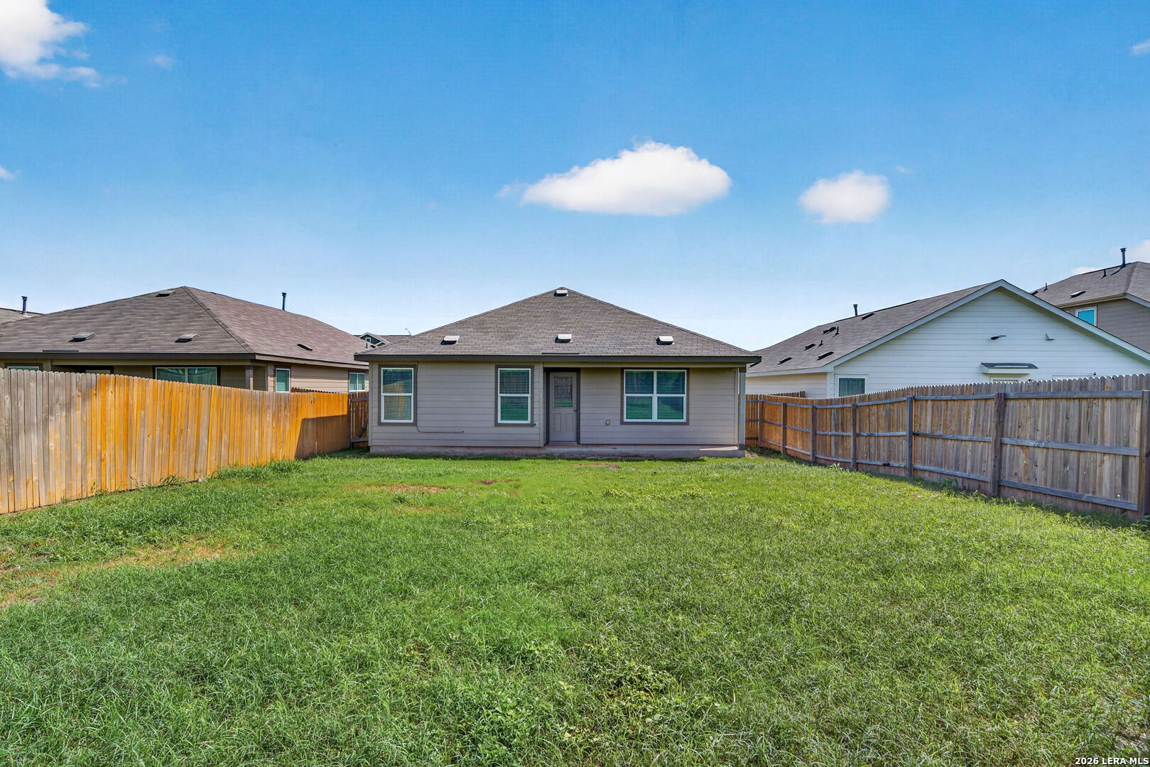 10639 Vinateros Drive Converse TX 78109