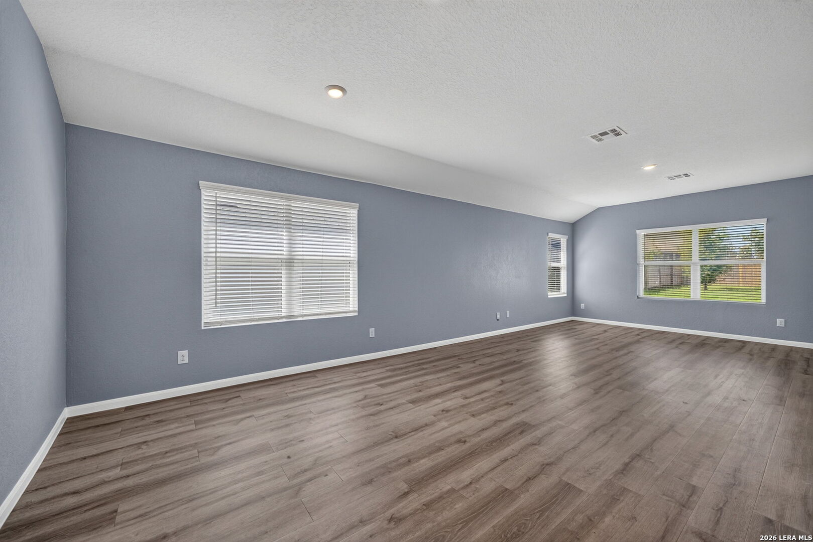 10639 Vinateros Drive Converse TX 78109