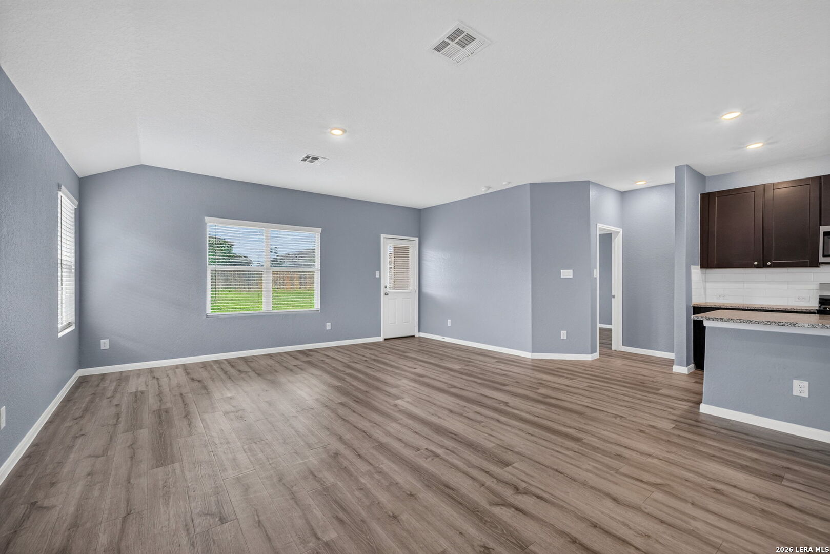 10639 Vinateros Drive Converse TX 78109