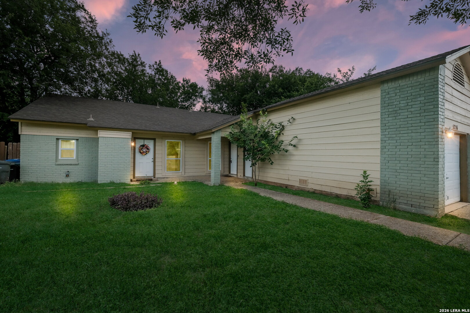 5214 Meadow Rise Street San Antonio TX 78250