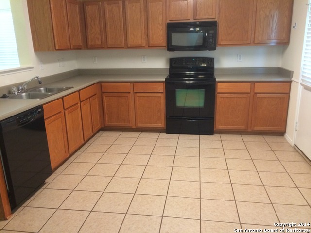 16246 Stallion Ranch Selma TX 78154