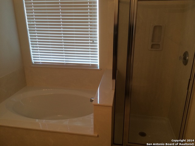 16246 Stallion Ranch Selma TX 78154