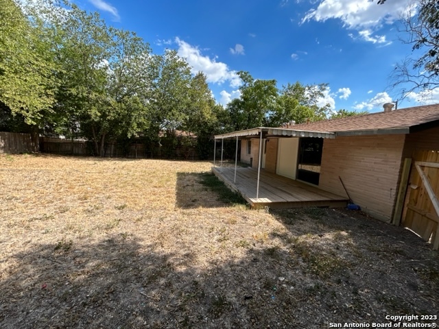 167 Ave Del Rey San Antonio TX 78216