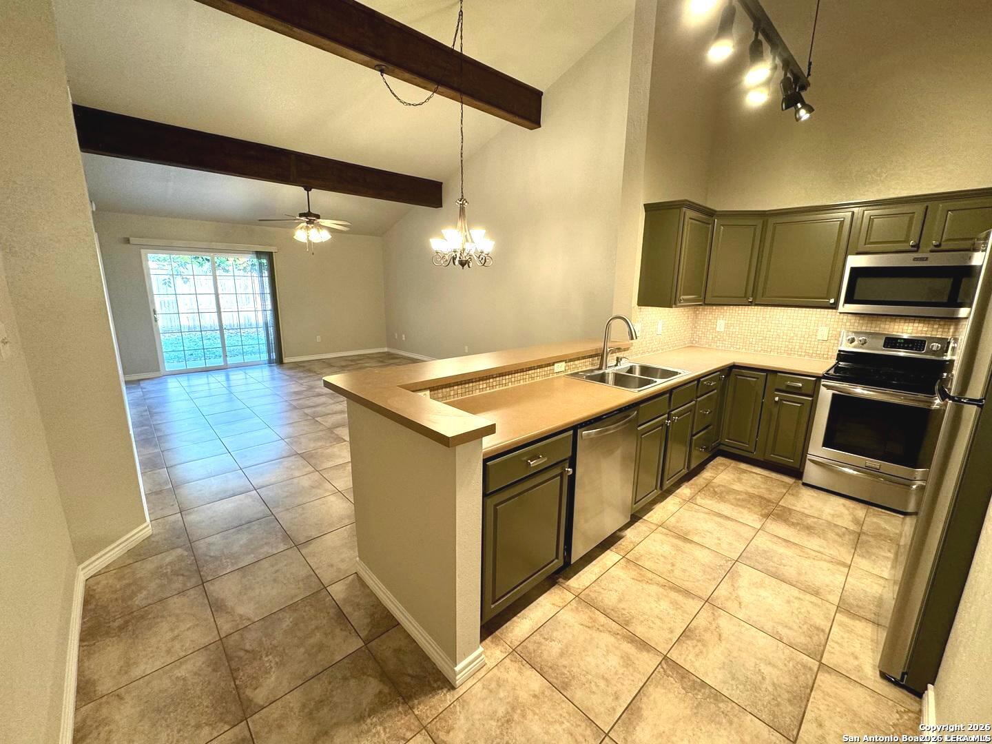 143 Oak Grove Boerne TX 78006