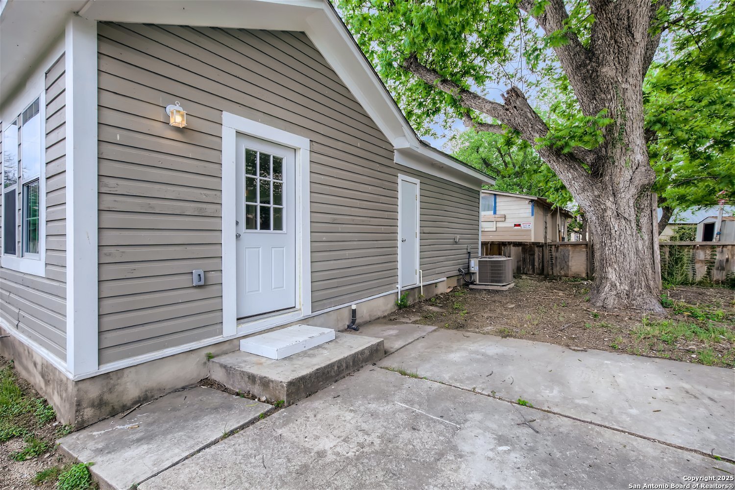 517 Hicks Avenue San Antonio TX 78210