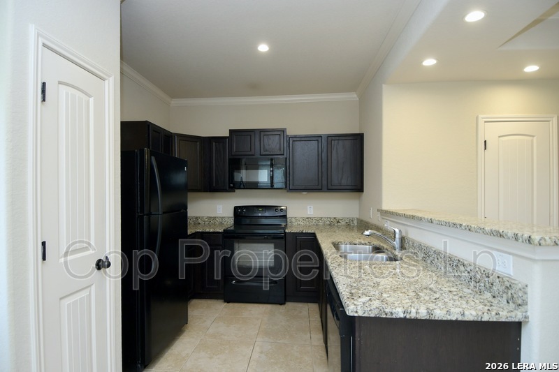 6622 Arancione Avenue San Antonio TX 78233