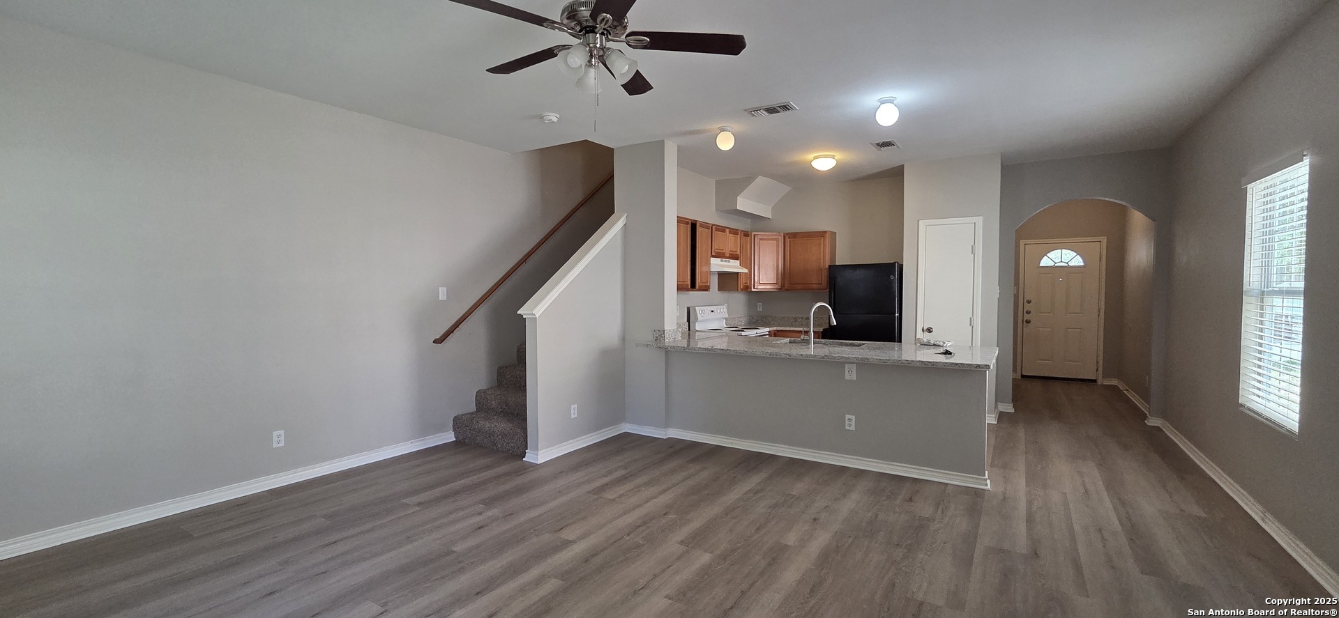 7810 Kingsbury Wood San Antonio TX 78240