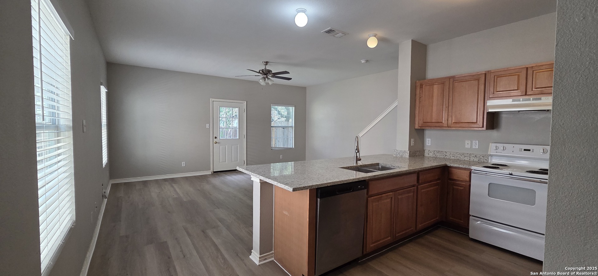 7810 Kingsbury Wood San Antonio TX 78240