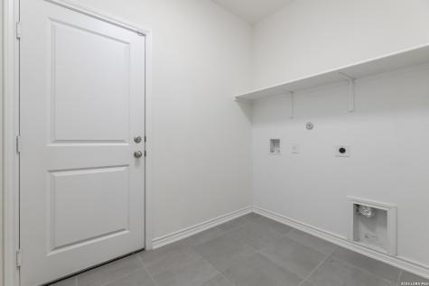 9507 Reinhartz San Antonio TX 78221