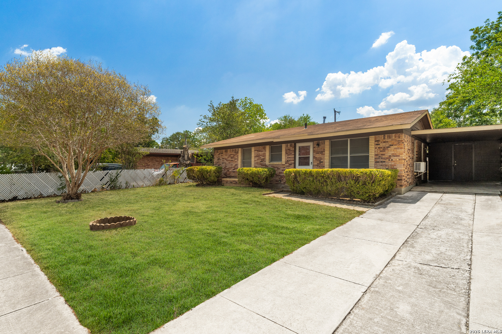218 E Villaret San Antonio TX 78221