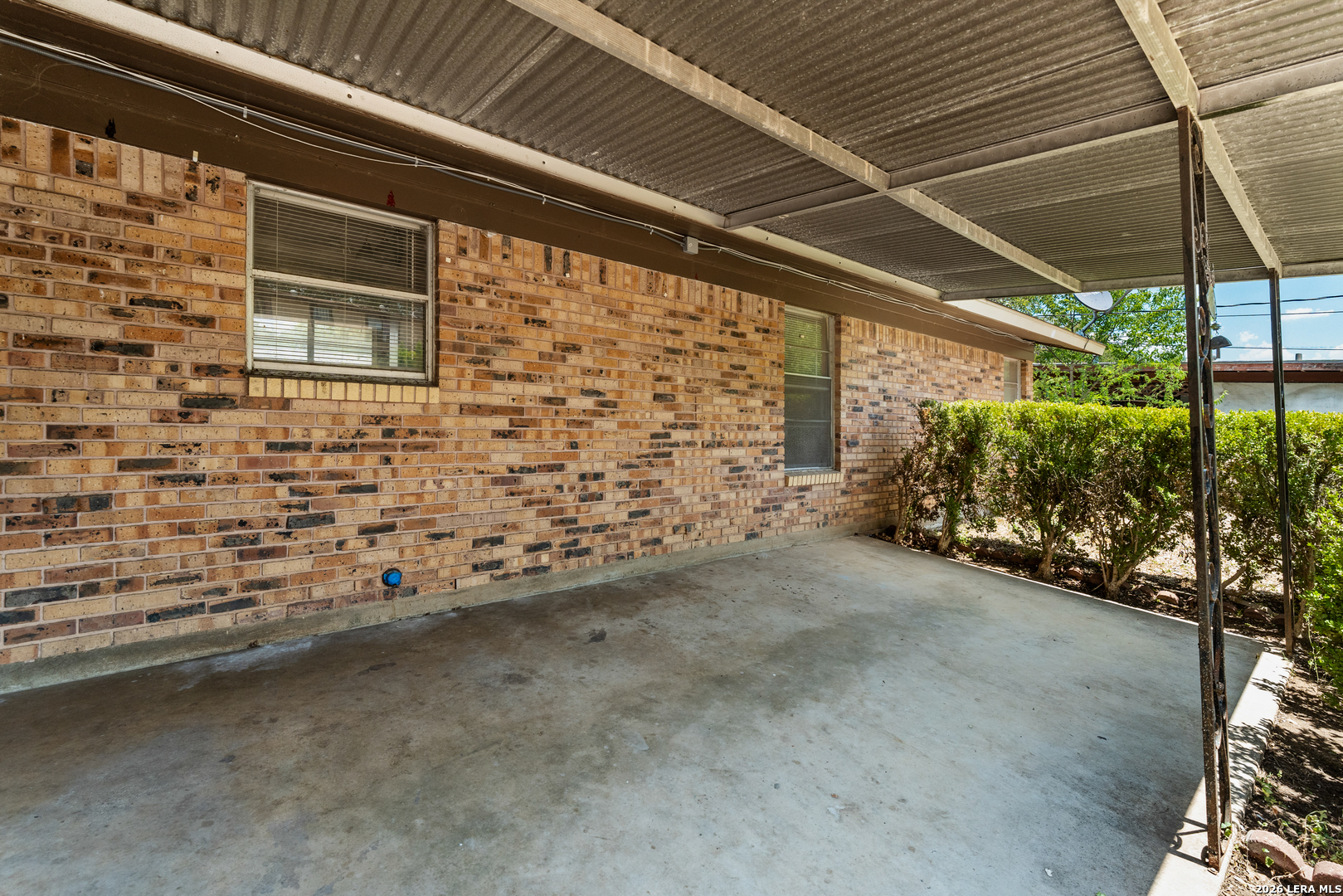 218 E Villaret San Antonio TX 78221