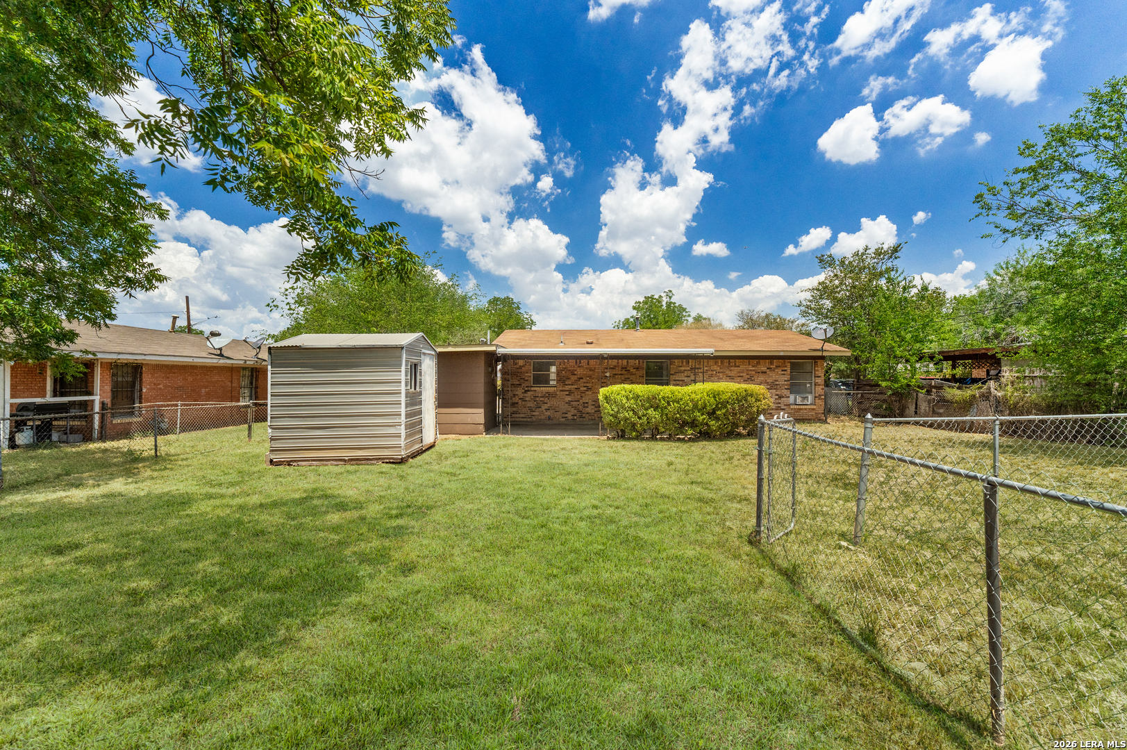 218 E Villaret San Antonio TX 78221